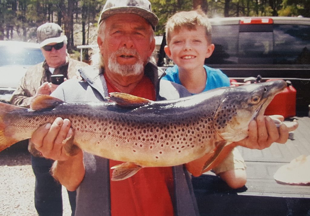 Bill Wittmann of Laveen catches record-size fish.