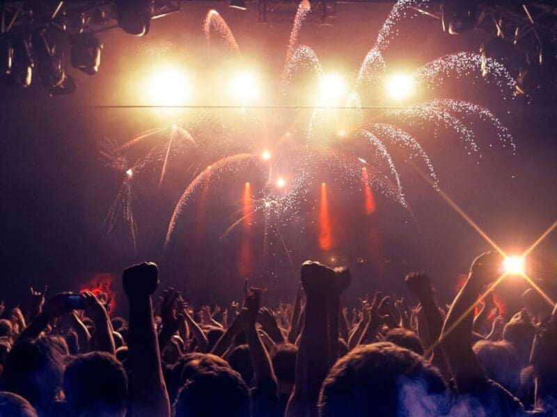 From performing arts to local festivals, there are plenty of entertainment options for residents of Laveen and South Phoenix.