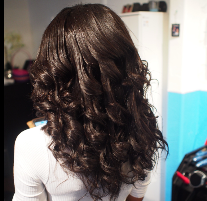 South Phoenix based Hair I Am brings their frinedly service to all in the South Mountain area.